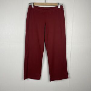PrAna Breathe Women’s burgundy Cropped Outdoor Pants Size Small.